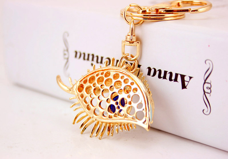 30g Weight Alloy, Metal Material Glasses Pattern Unisex Gender White, Red, Blue Color Korean Diamond-studded Devil’s Eye Crystal Metal Pendant Eyelashes Keychain 12