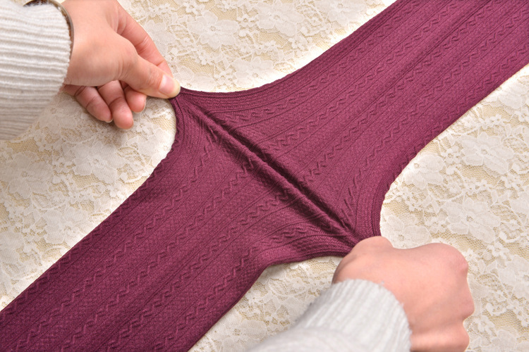 2327419625_1880294753