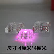 4厘米水晶无音乐底座水晶灯座水晶七彩电子LED灯座内雕桃心钻石心