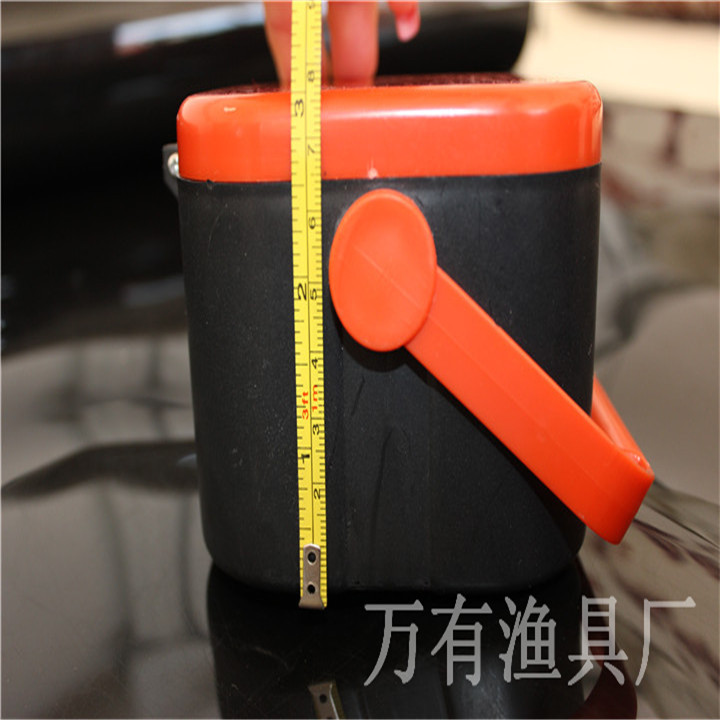 蚯蚓盒闭合开关_万有红虫多功能活饵盒双层配