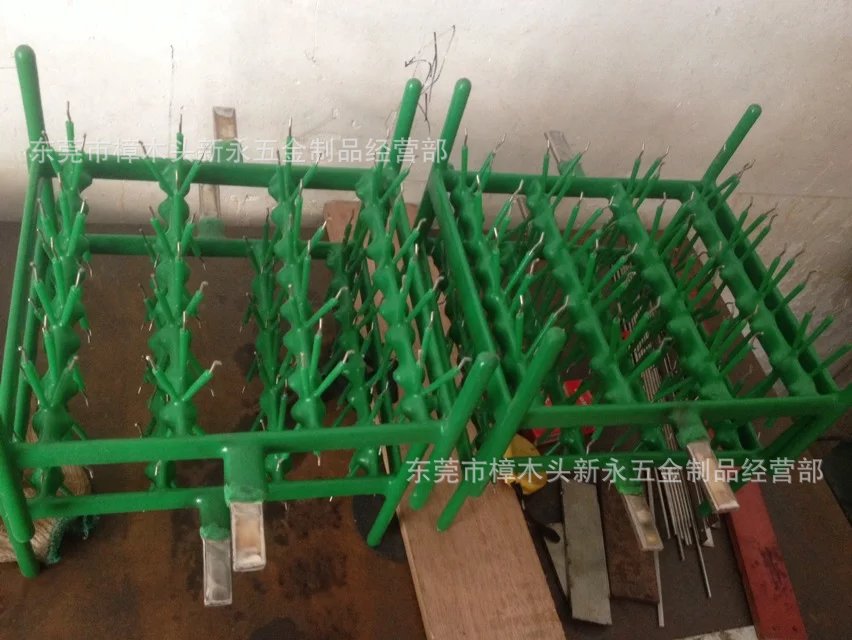 新永五金专业电镀挂具厂家提供各类 包胶电镀挂具 包胶加工