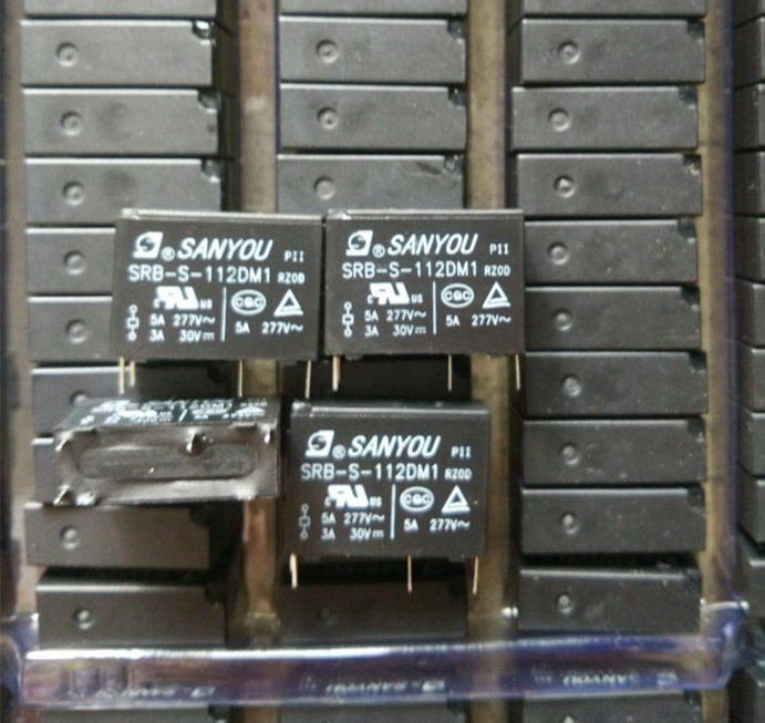 原装三友继电器SRB-S-112DM1 12VDC一组常开4脚5A HF46F-12-HS1