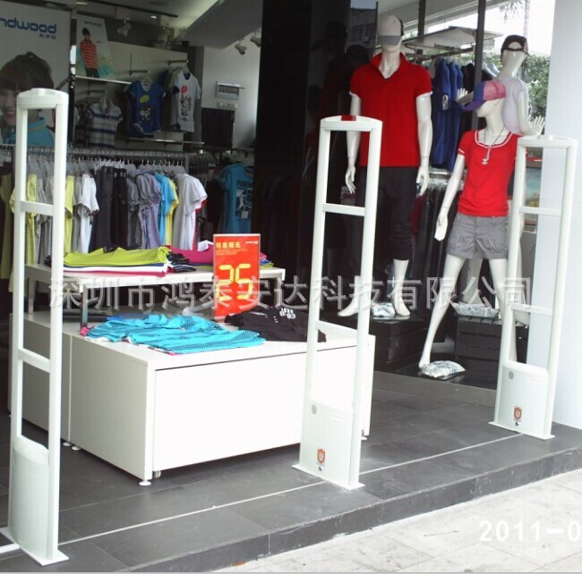 供应EAS 防盗 防盗扣 服装防盗 防盗门 防盗标签 小方扣硬标签