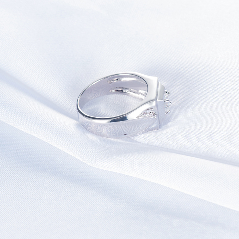 Men's Stylish Accessory
