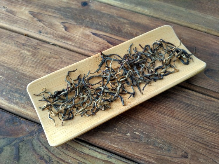 高山花香红茶 (1)