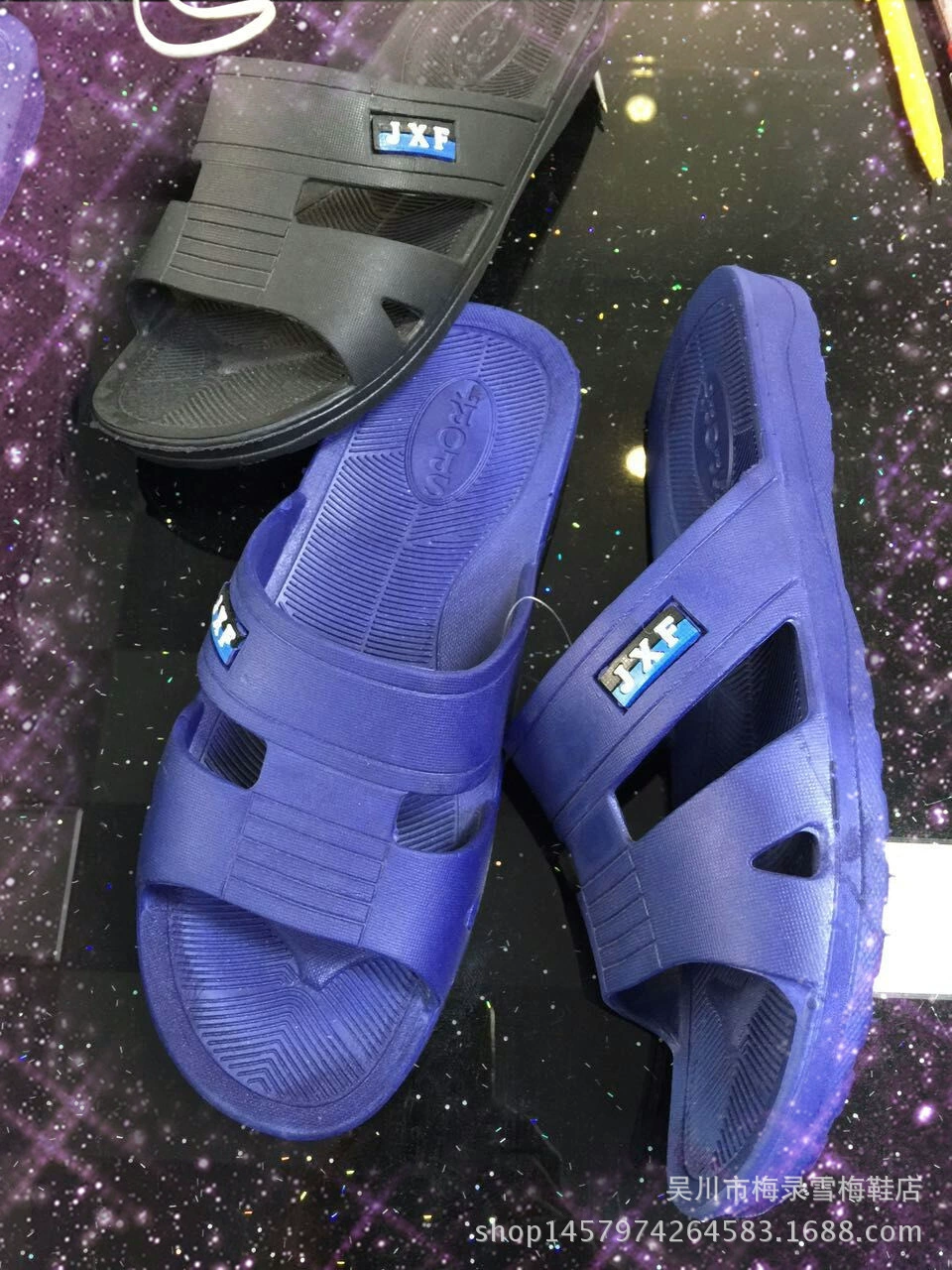 Цена по прейскуранту завода-изготовителя новых летних мужских тапочек I-образных классических мужских тапочек, домашних нескользящих мужских тапочек