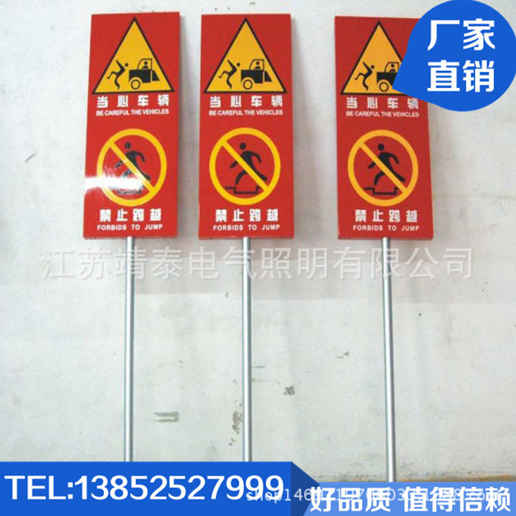 IMG121121165524515424