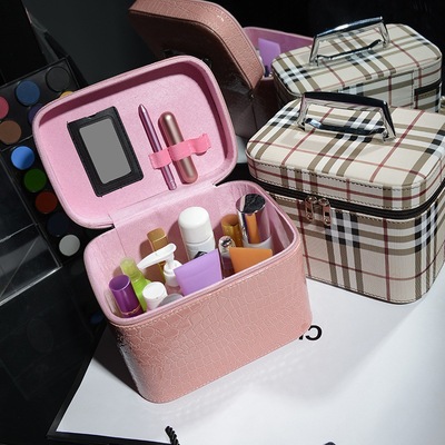 Korean Edition Patent leather cosmetic bag High-capacity travel Portable Makeup box Cosmetic Bag portable Makeup bag Bag