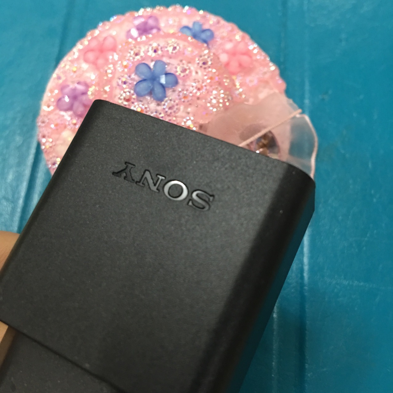 手机充电器_索尼手机快速充电器12v快充usbu