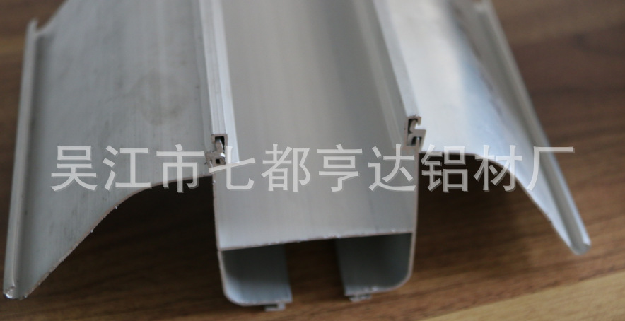 HD牌线槽荧光灯铝材超市吊顶 可喷涂氧化打孔铝型材开模定制挤压