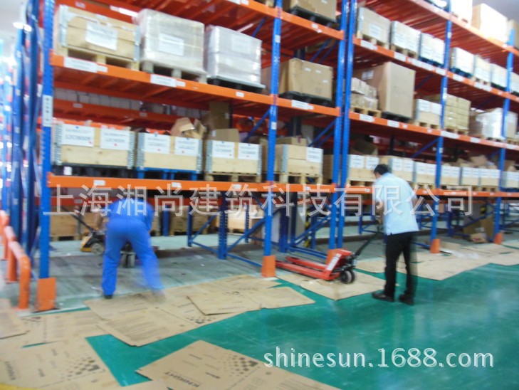 20(IMI诺冠)600mm工业半软质地板使用中