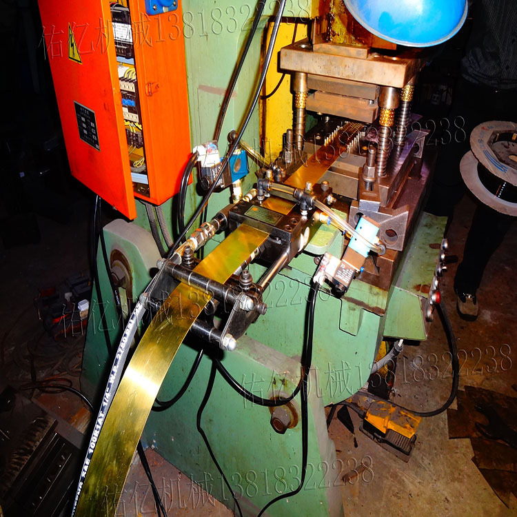 佑亿机械 空气自动送料机小型输送机自动送料器加装电磁阀输送机