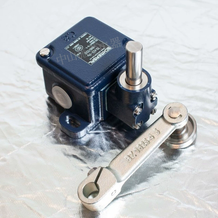 德国施迈赛限位开关 TD?422-01y-1090/2512行程开关 中山施菱代理