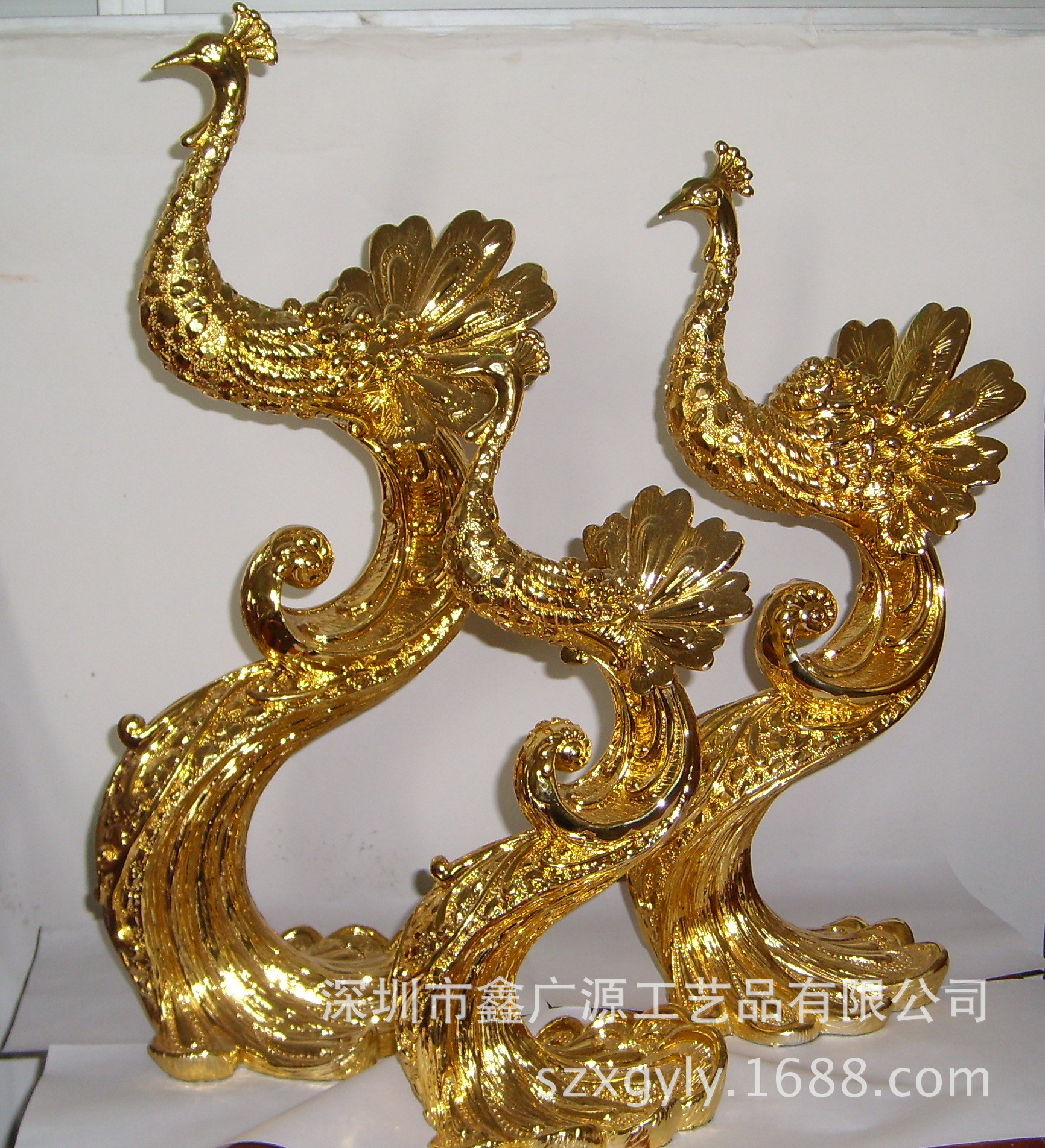 可以 摆饰 金奖杯金属孔雀工艺品