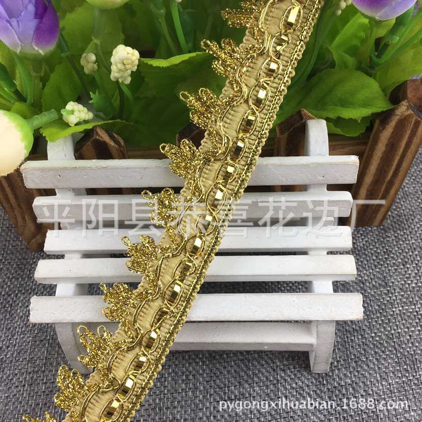 彩色金三朵花边