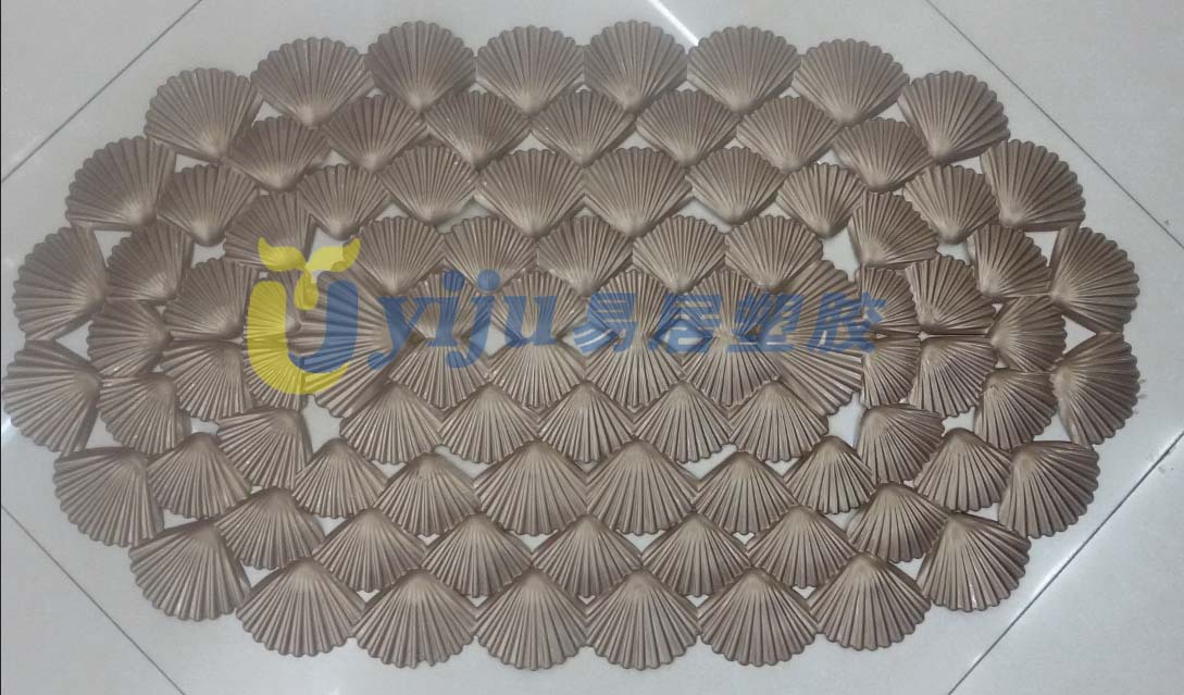 08FAA6116FD0DCADD4A033660B4AFF