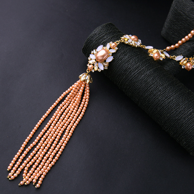 Korean Style Long Fringed Pearl Necklace National Fashion Ethnic Sweater Chain Fashion Temperament Necklace Internet Influencer Street Snap Necklace display picture 5