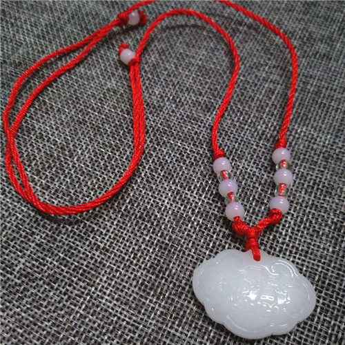 Fine Jewelry Store Hot Selling White Jade Guanyin Jade Necklace Imitation Jade Bodhisattva Pendant Necklace Street Stall Performance Supply Source