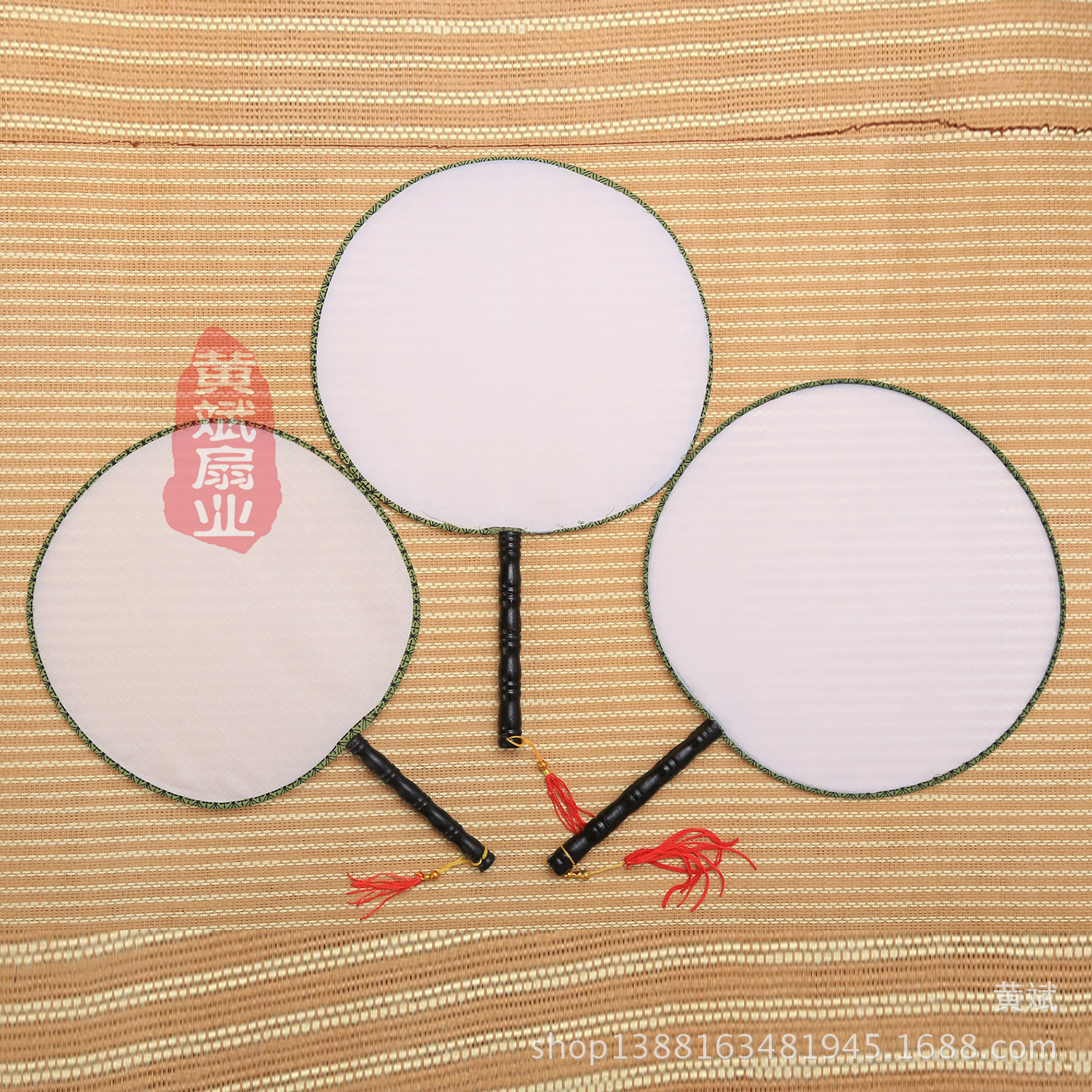 从左到右依次:小-中-大