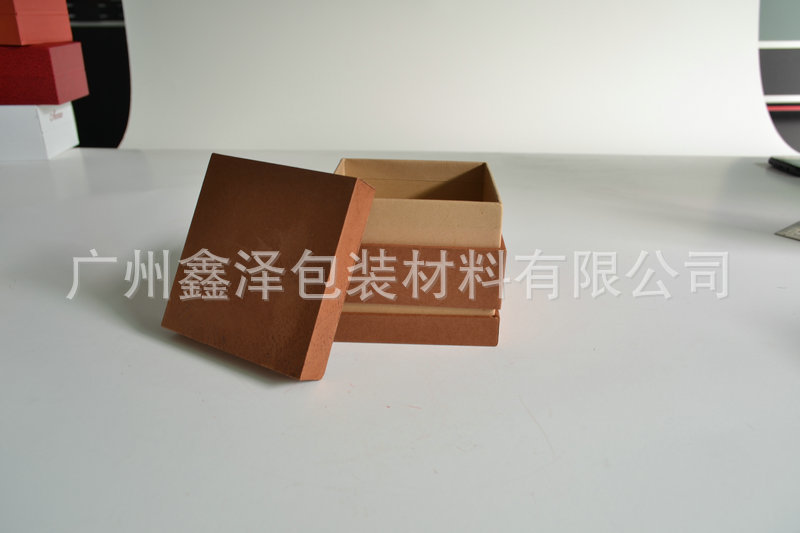 厂家专业提供 彩印正方形手表盒 时尚手表展示盒