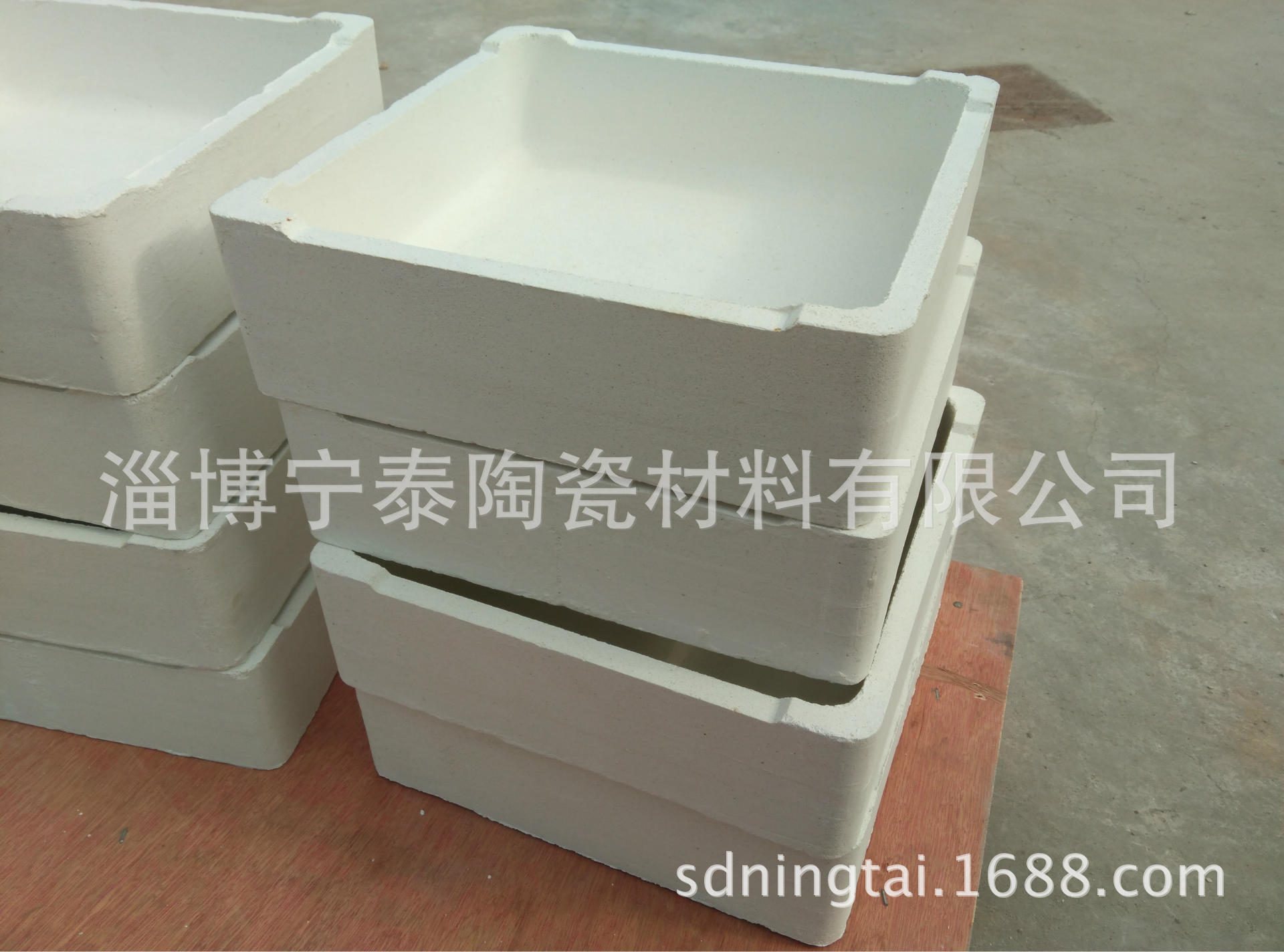 淄博宁泰陶瓷供应石英坩埚 刚玉莫来石匣钵