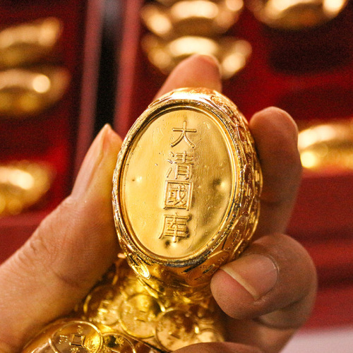 Alloy copper ingot style home decoration, 12 pieces in a box, suitable for living room display, opening gift, offering Daqing Treasury Silver.