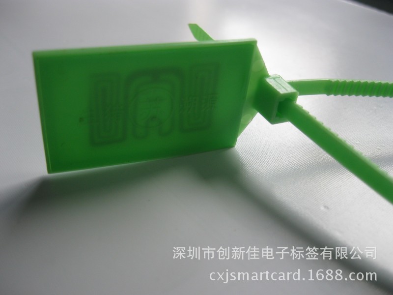 UHF超高频标签系列：UHF扎带标签 rfid物流扎带 RFID厂家