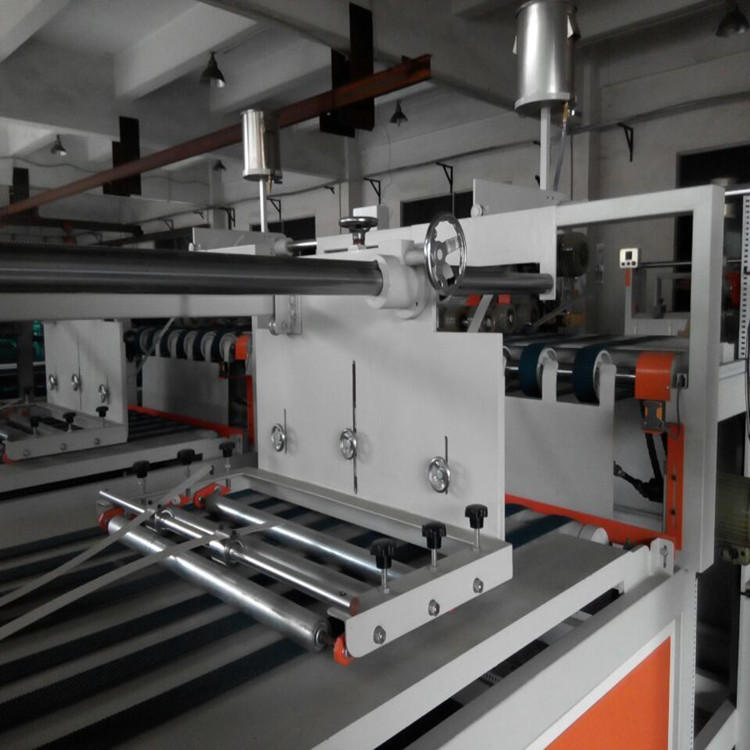 半自动粘箱机(机头)3