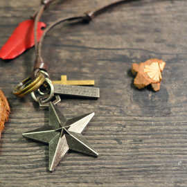 新款五角星金属吊坠 韩版时尚饰品批发 男女通用超纤皮项链