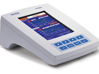 HI4521 专业级微电脑微电脑pH-EC-TDS-盐度-°C多参数水质测定仪