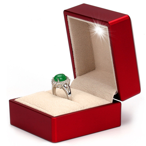 Jiujiufu Exquisite white crown packaging box, gift box with light, silver jewelry earplug accessories