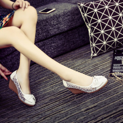 Factory Direct Sale New Genuine Leather Low-Heeled Block Heels Women's Lace Net Sandals with Bowknot Mother's Shoes Comfortable