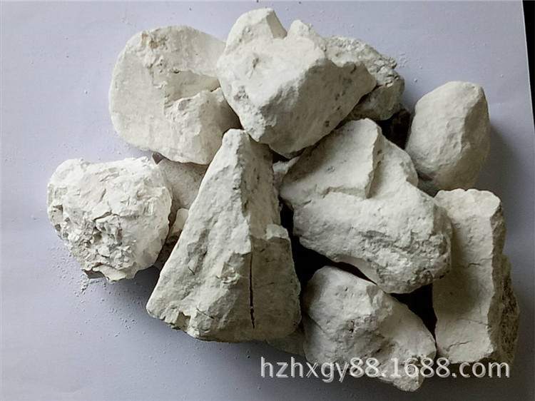 块灰/生石灰/氧化钙源头生产厂家直供、年产30万吨，货源足干燥剂