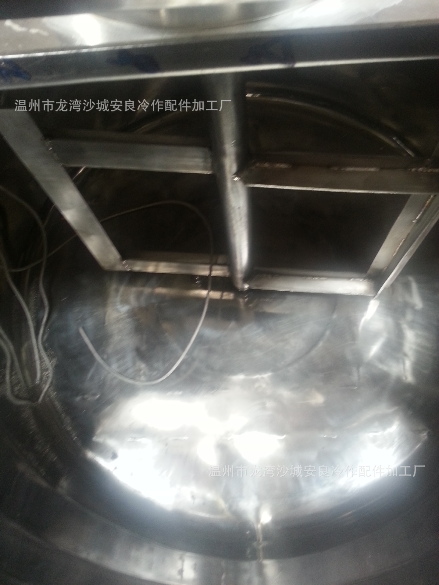 不锈钢搅拌罐_老化罐,冰淇淋老化罐,不锈钢搅