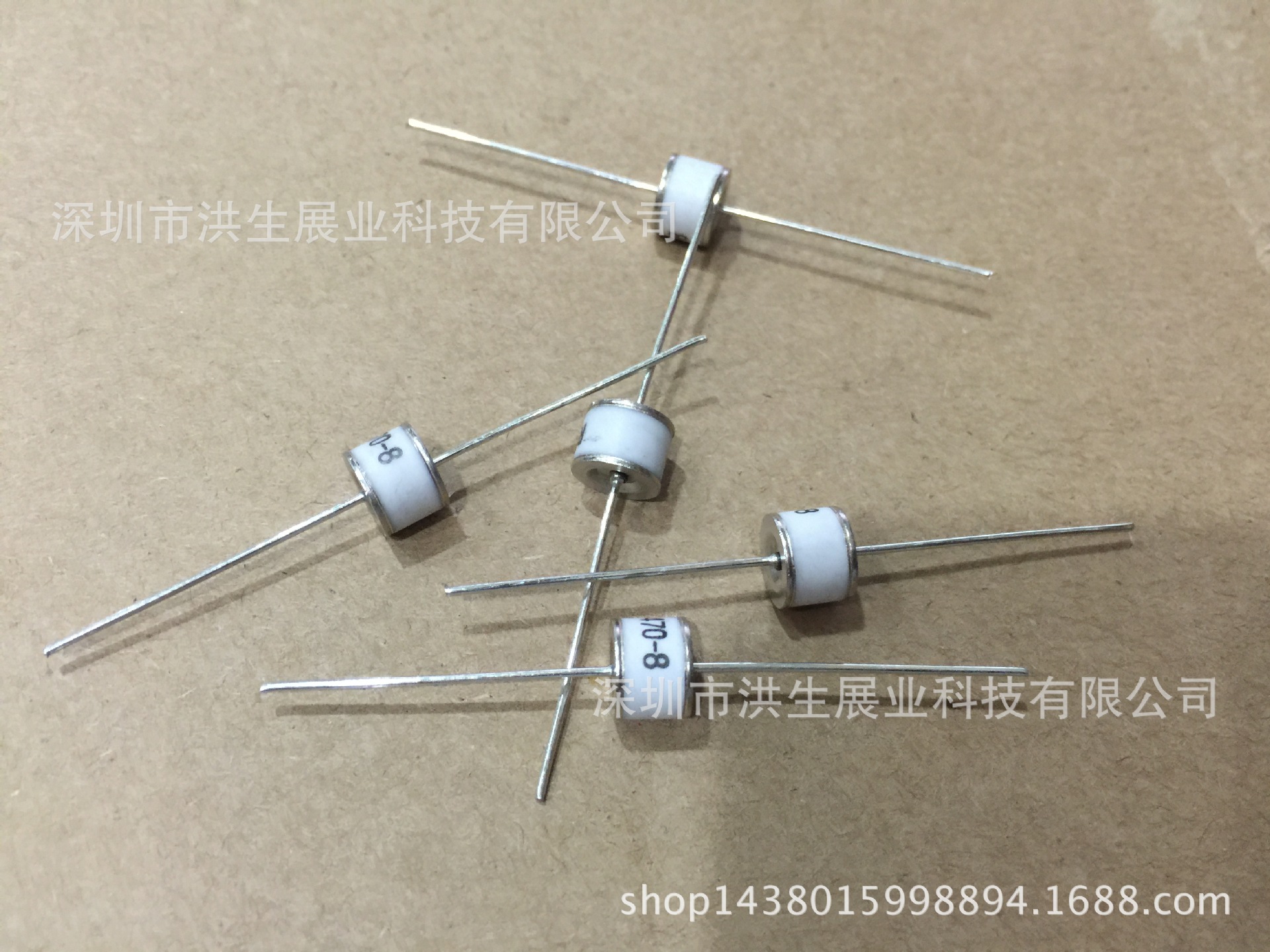 2R470-8 陶瓷气体放电管8*6 10KA 470V