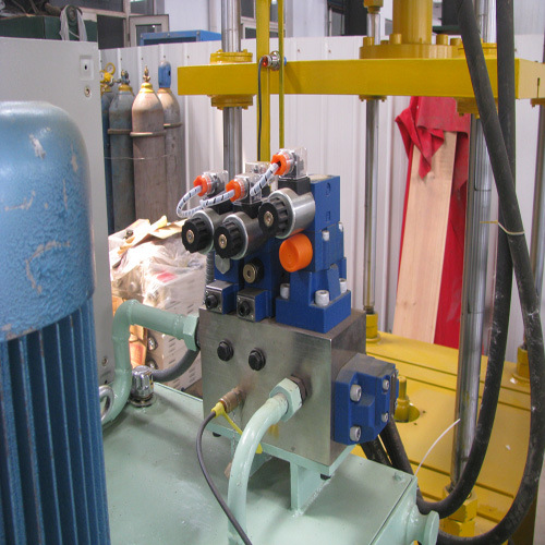 液压整机-三梁四柱压力机 液压机 非标压力机 