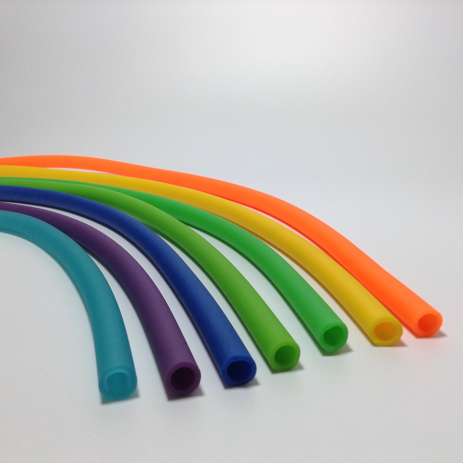 厂家供应健身一字拉力器配套用彩色环保无毒无味 高弹力橡胶软管