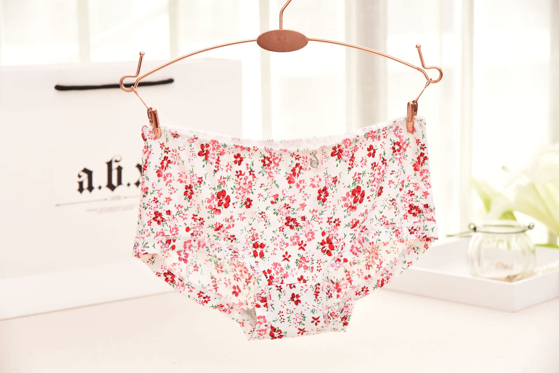 Slip jeunesse en soie Ice - Ref 654921 Image 32