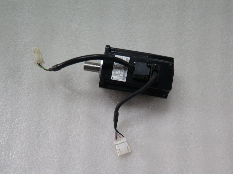 SGMAH-02A1A-SM11 二手安川伺服电机 有保修 台州信达