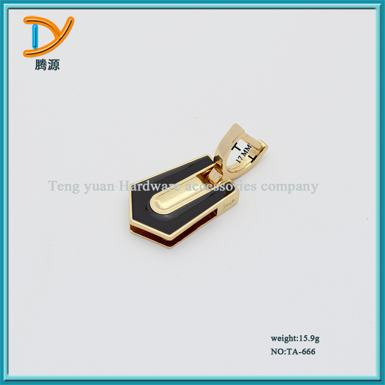 厂家直销 箱包五金配件 装饰扣 手挽扣 包包扣 锌合金压铸五金