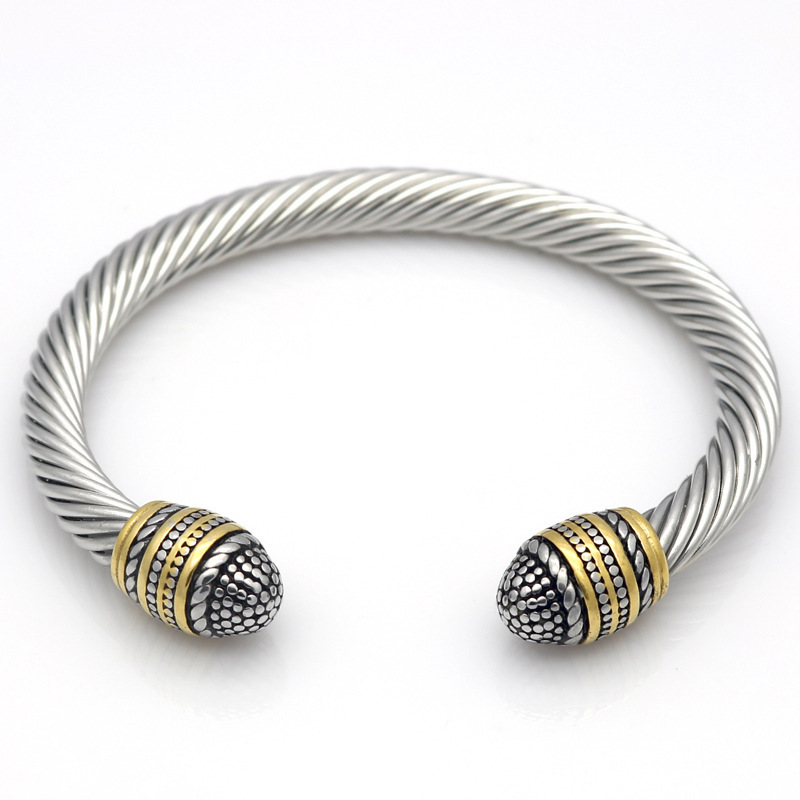 European and American popular retro trendy titanium steel gold two-color bracelet stainless steel cable bracelet Street racket mixed batch European and American popular retro trendy titanium steel gold two-color bracelet stainless steel cable bracelet Street racket mixed batch