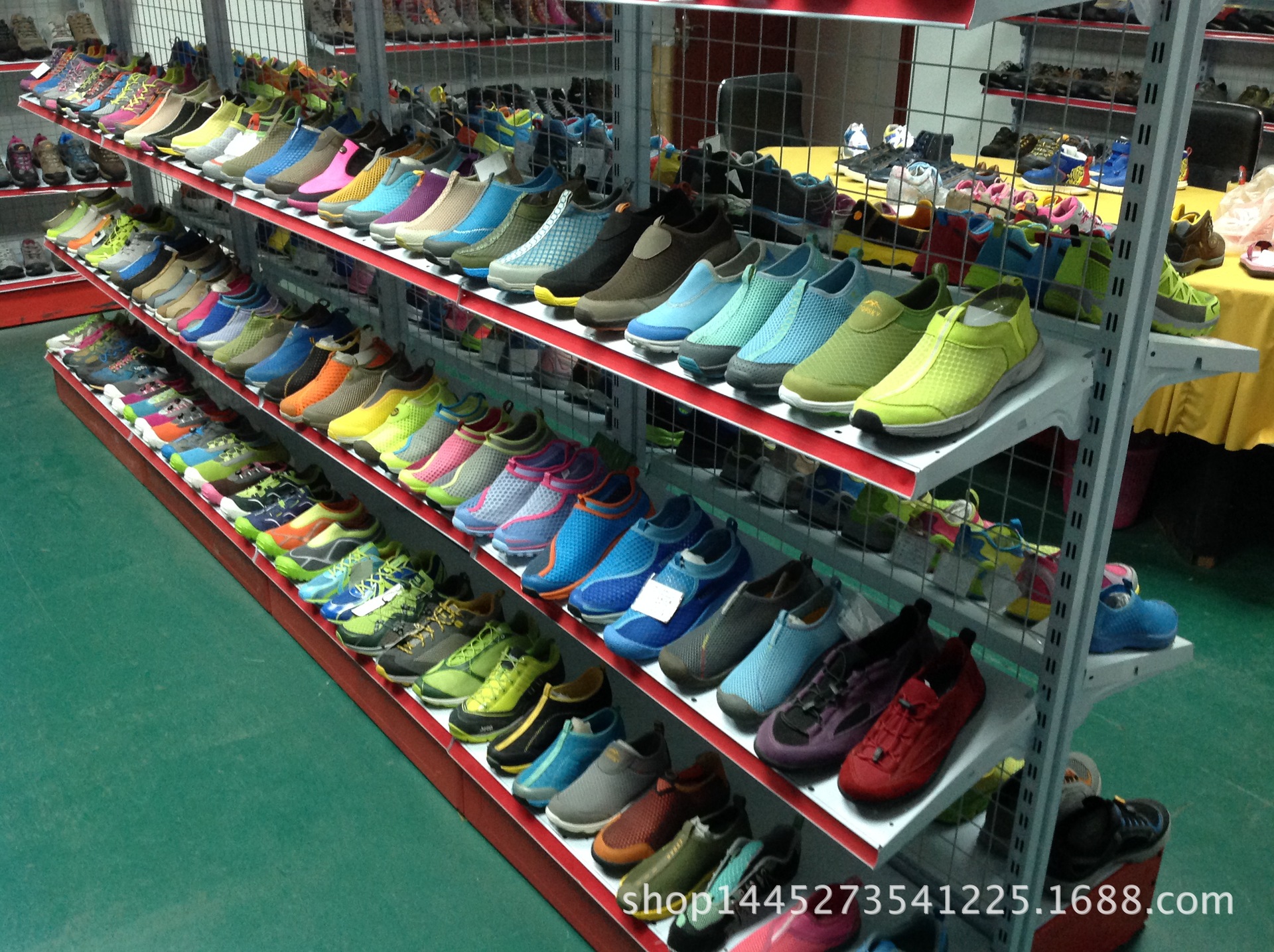 公司樣品展示廳