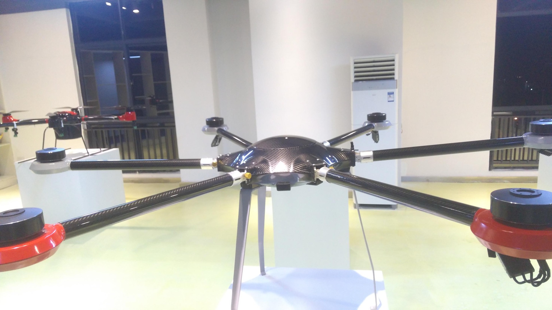 15L药水6轴旋翼植保喷洒农用无人机架厂家直销