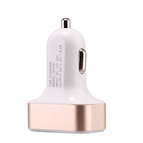 4USB车载充电器 4口车充 多功能汽车充电器 3.1A车充 智能快充