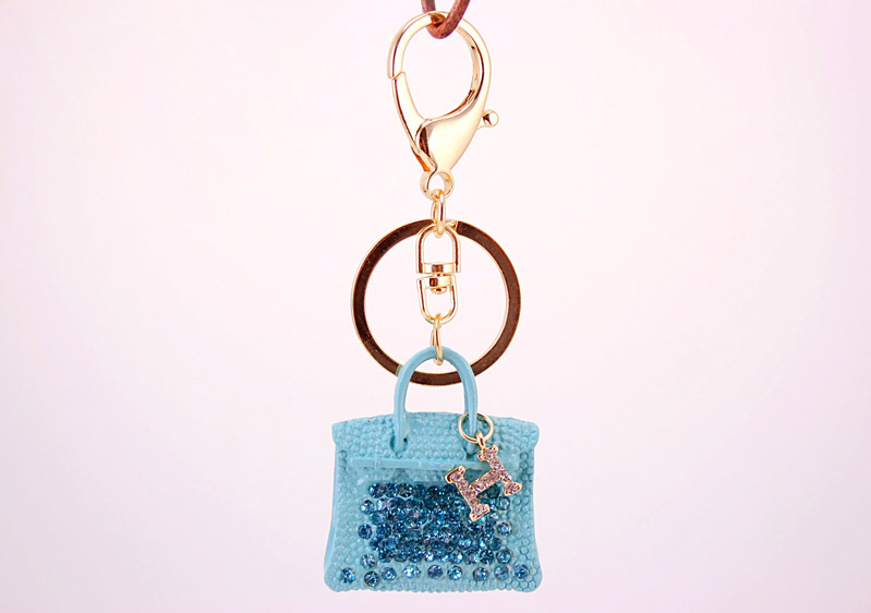 Cute Diamond-studded Portable Bag Car Ladies Metal Pendant Keychain display picture 5