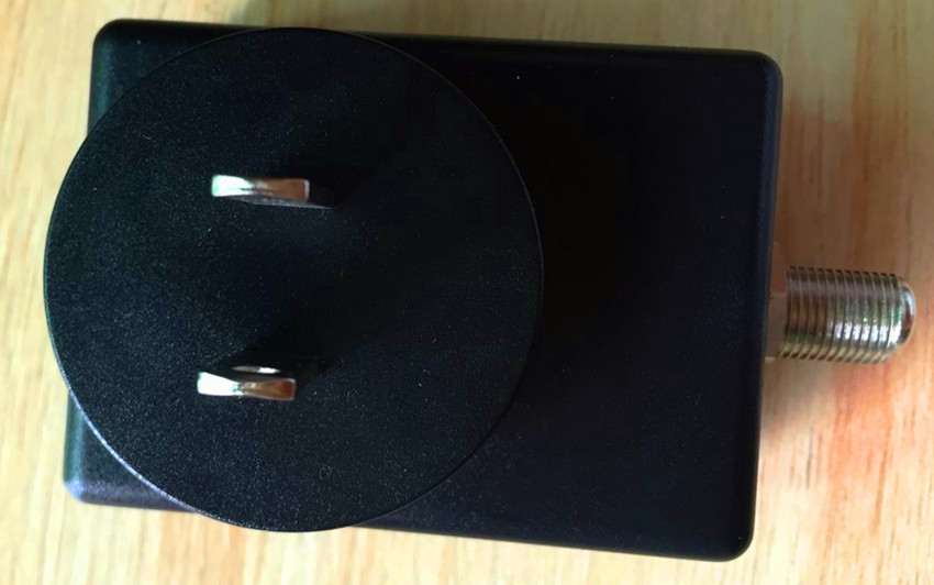 F头输出电源适配器 高频天线专用 15V0.8A