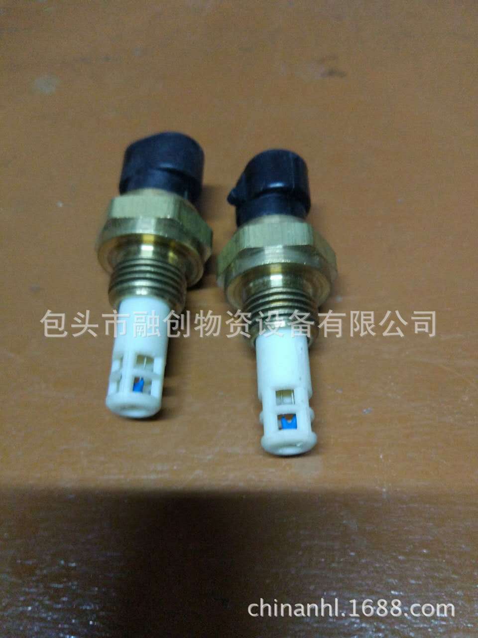 供应特雷克斯TEREX 3305用3085185温度传感器