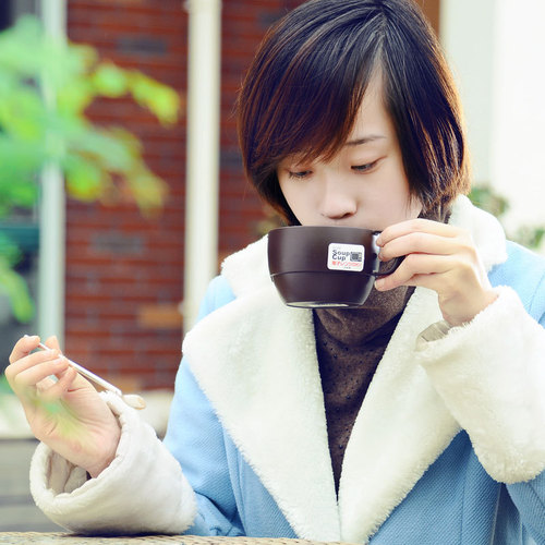 Japanese imported mug, creative coffee cup, large capacity milk cup, simple plastic couple cup, heated cup