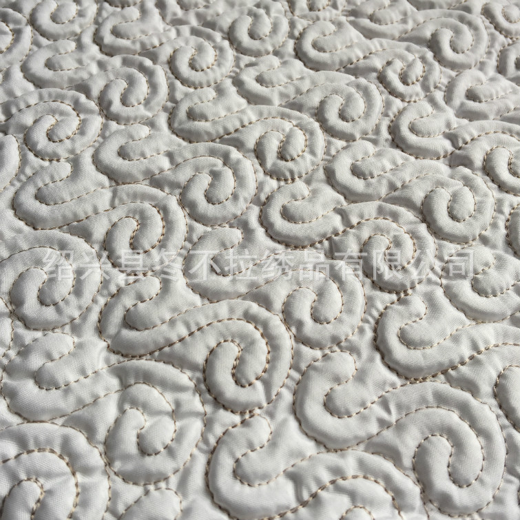 专业工厂 网布起泡绗绣加工 电脑多头绣花绗缝裥棉 绗棉夹绵面料
