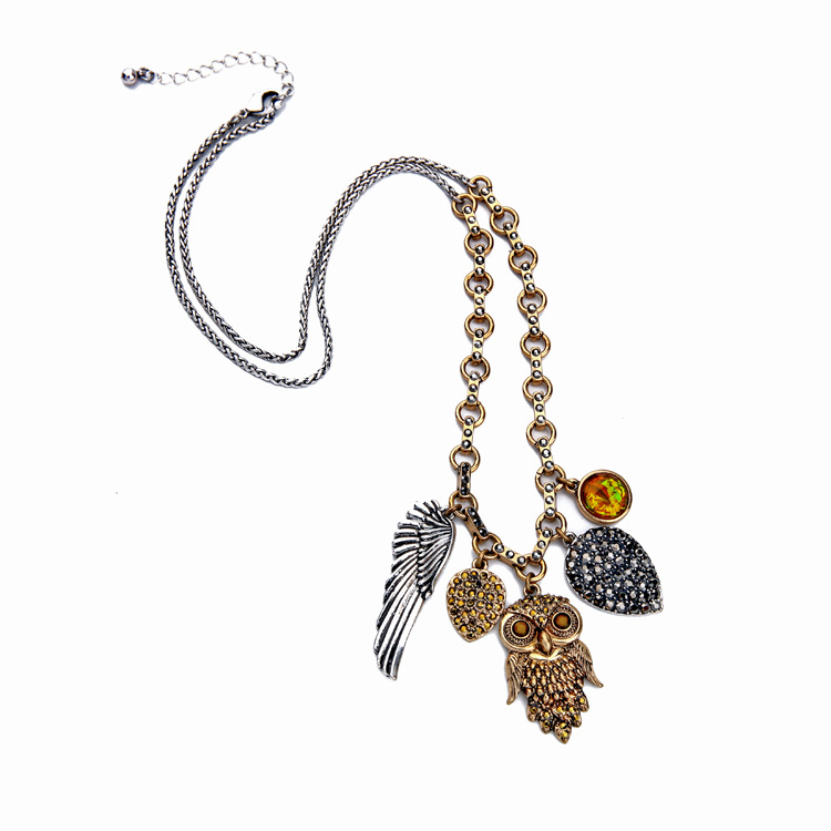 Creative Design Sense Owl Necklace Cool Wind Wings Necklace Super Flash Crystal Diamond Sweater Chain Wholesale Tide display picture 4